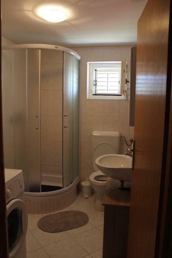Apartman Leni Nin Exterior photo
